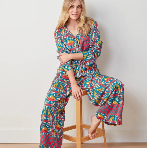 Printfresh Other - Printfresh Royal Cheetah Satin Rittenhouse PJ Set Ruby/Jade size LARGE